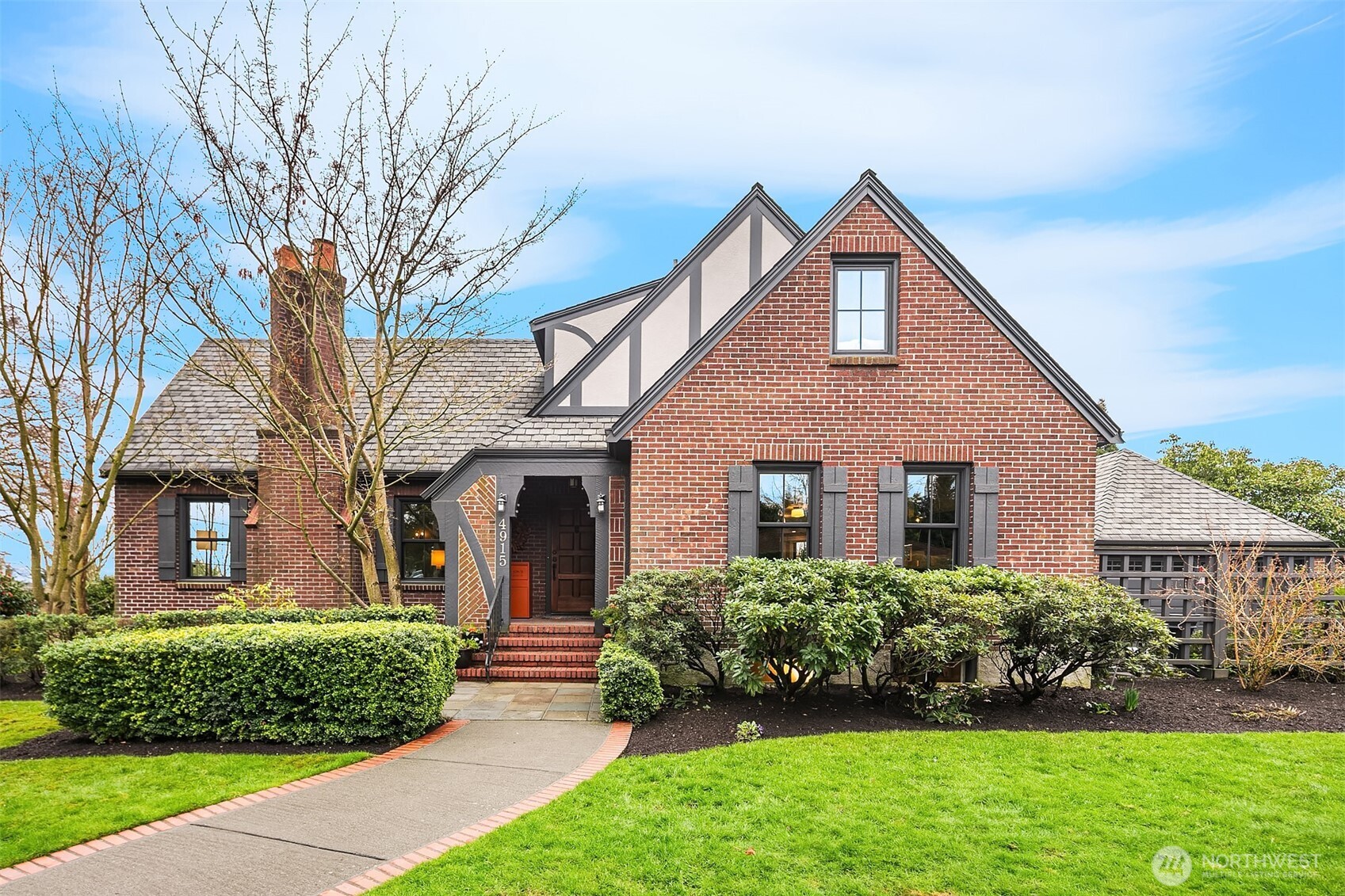 4915 NE 60th Street , Seattle, WA 98115