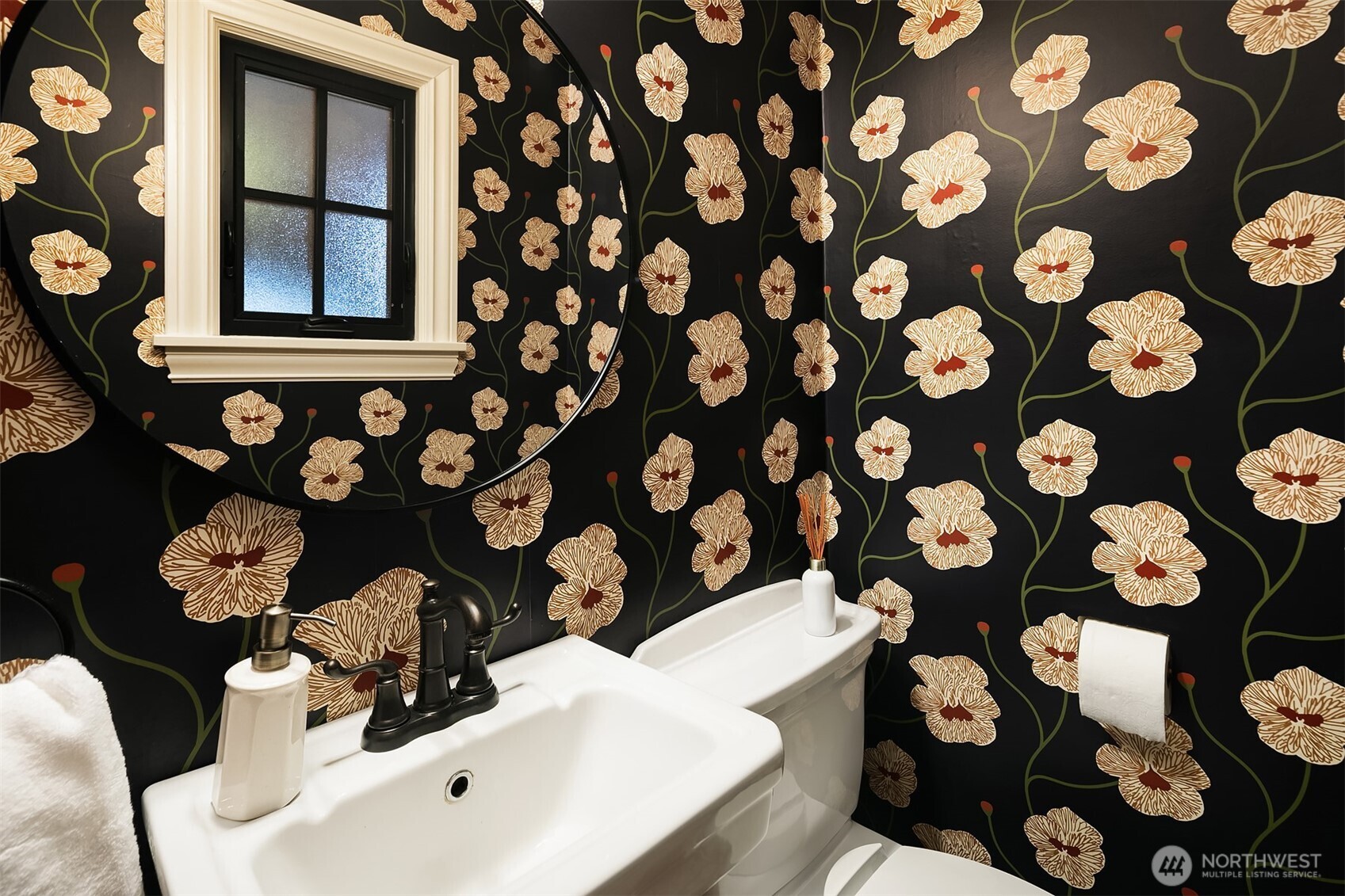 4915 NE 60th Street , Seattle, WA 98115