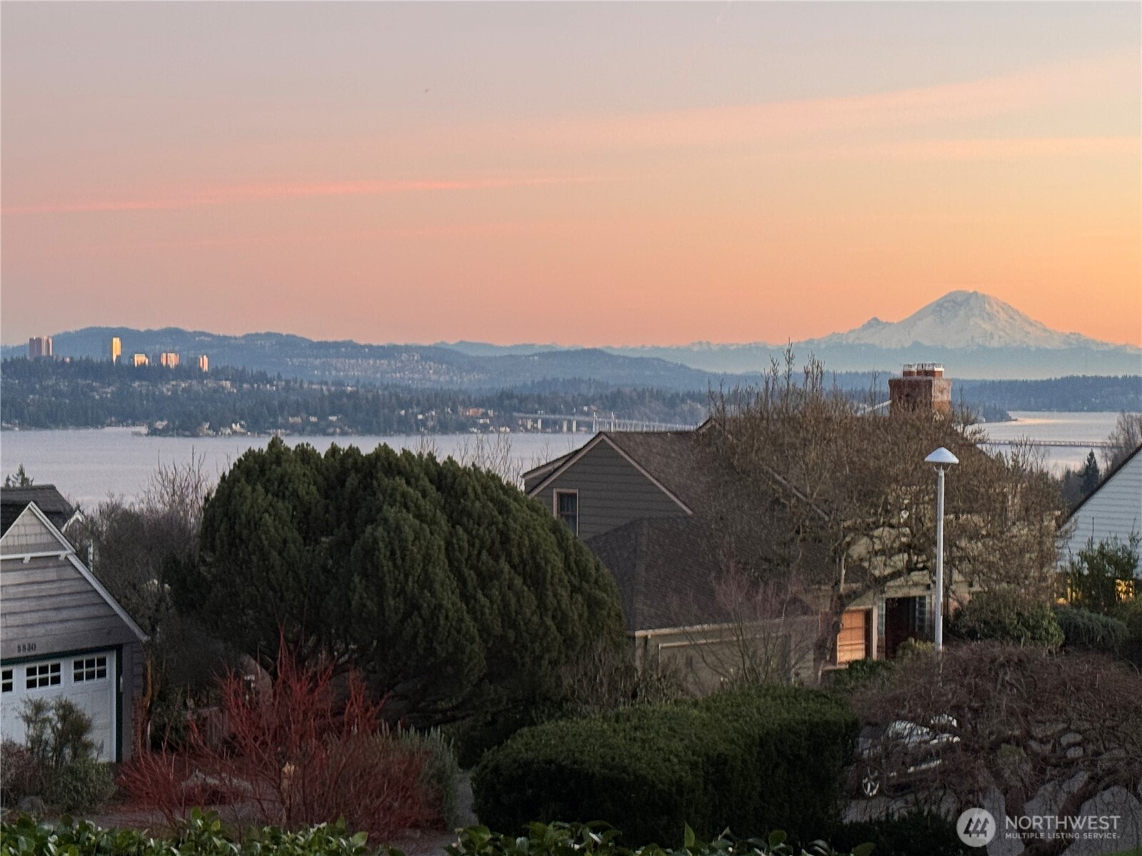 4915 NE 60th Street , Seattle, WA 98115