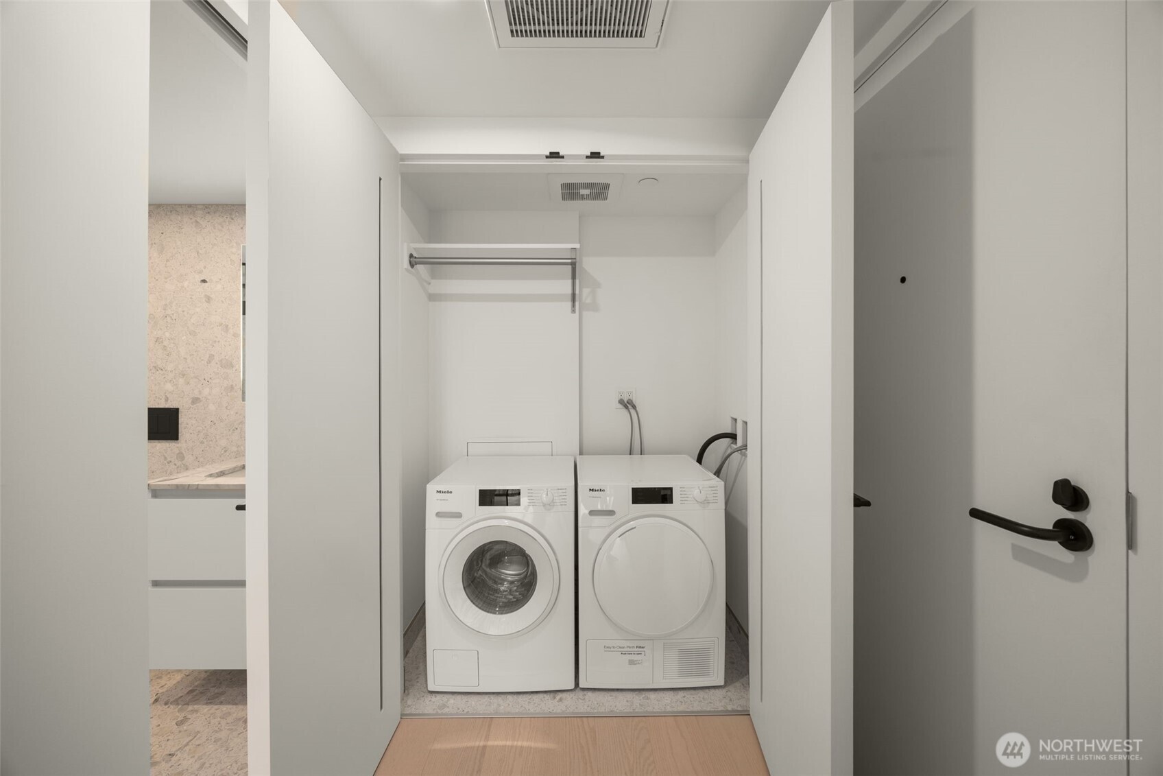 300 Virginia St #3607, Seattle, WA 98101