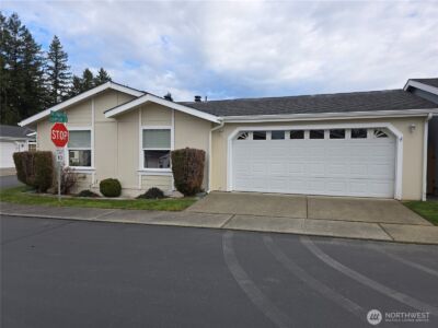 24006 222nd Avenue SE #16, Maple Valley, WA 98038-5880