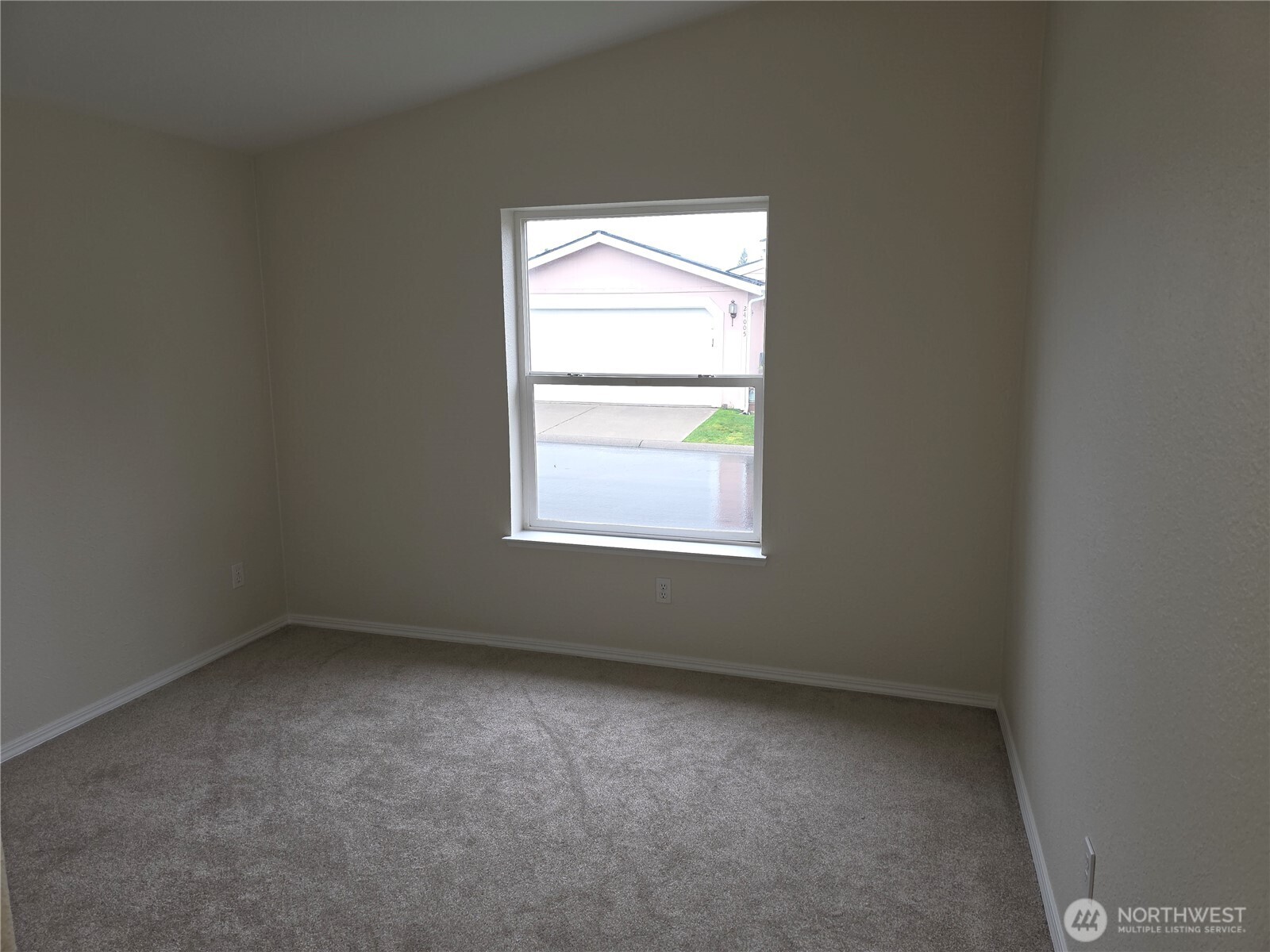 24006 222nd Avenue SE #16, Maple Valley, WA 98038-5880