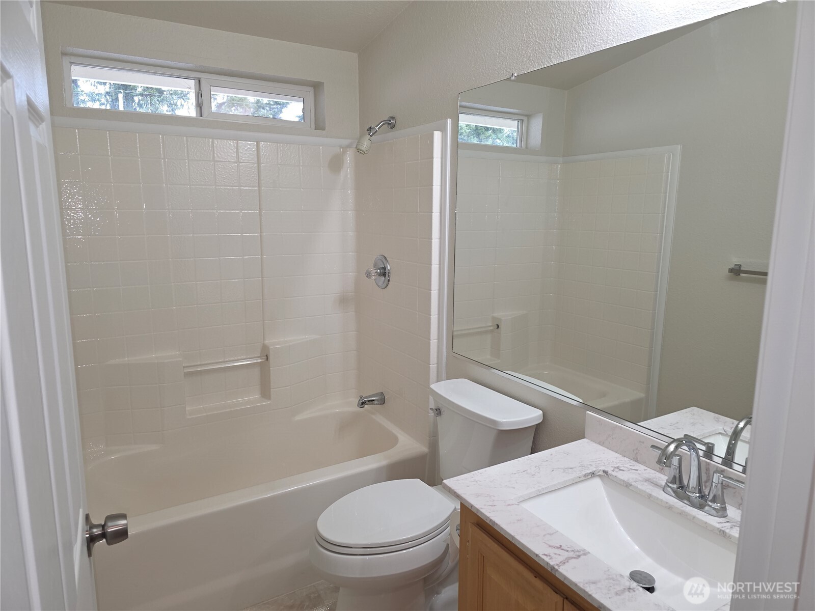 24006 222nd Avenue SE #16, Maple Valley, WA 98038-5880
