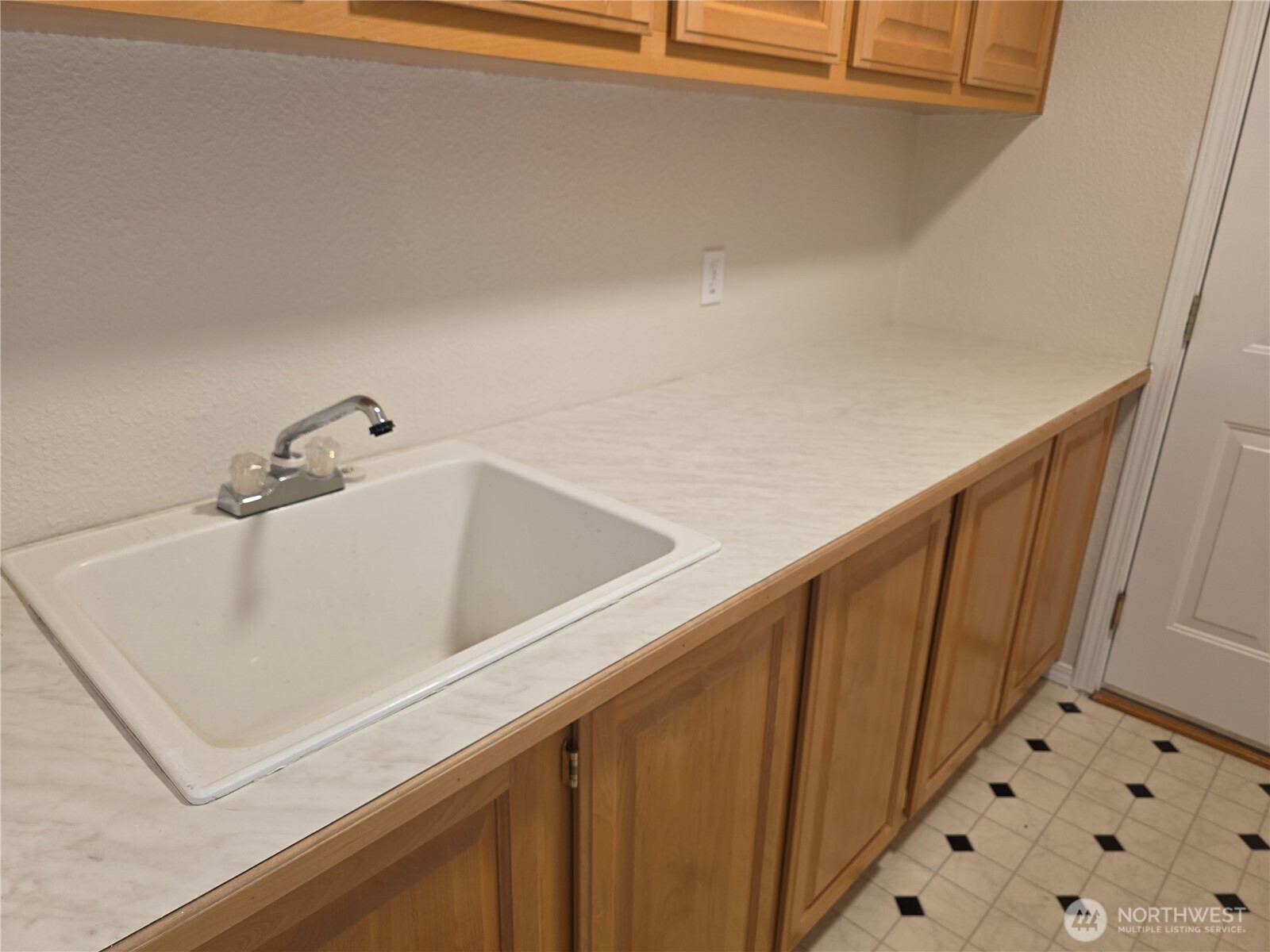 24006 222nd Avenue SE #16, Maple Valley, WA 98038-5880