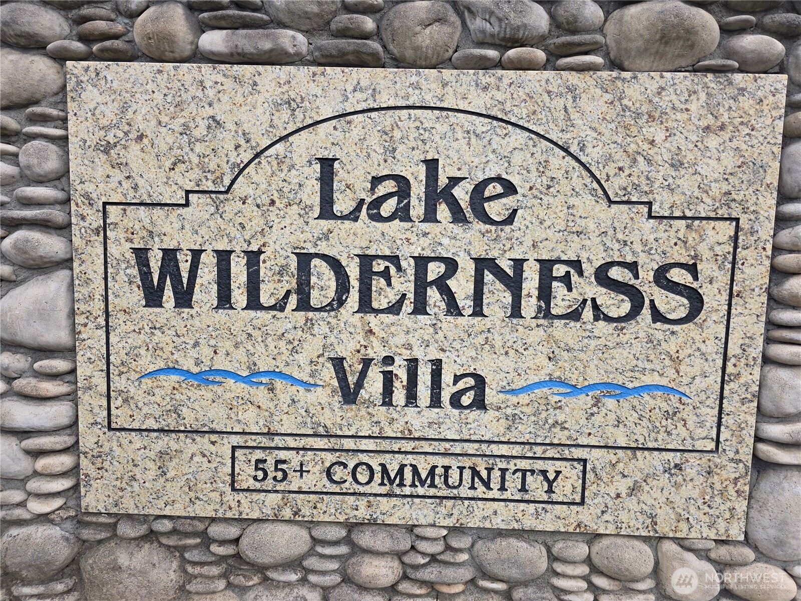 24006 222nd Avenue SE #16, Maple Valley, WA 98038-5880