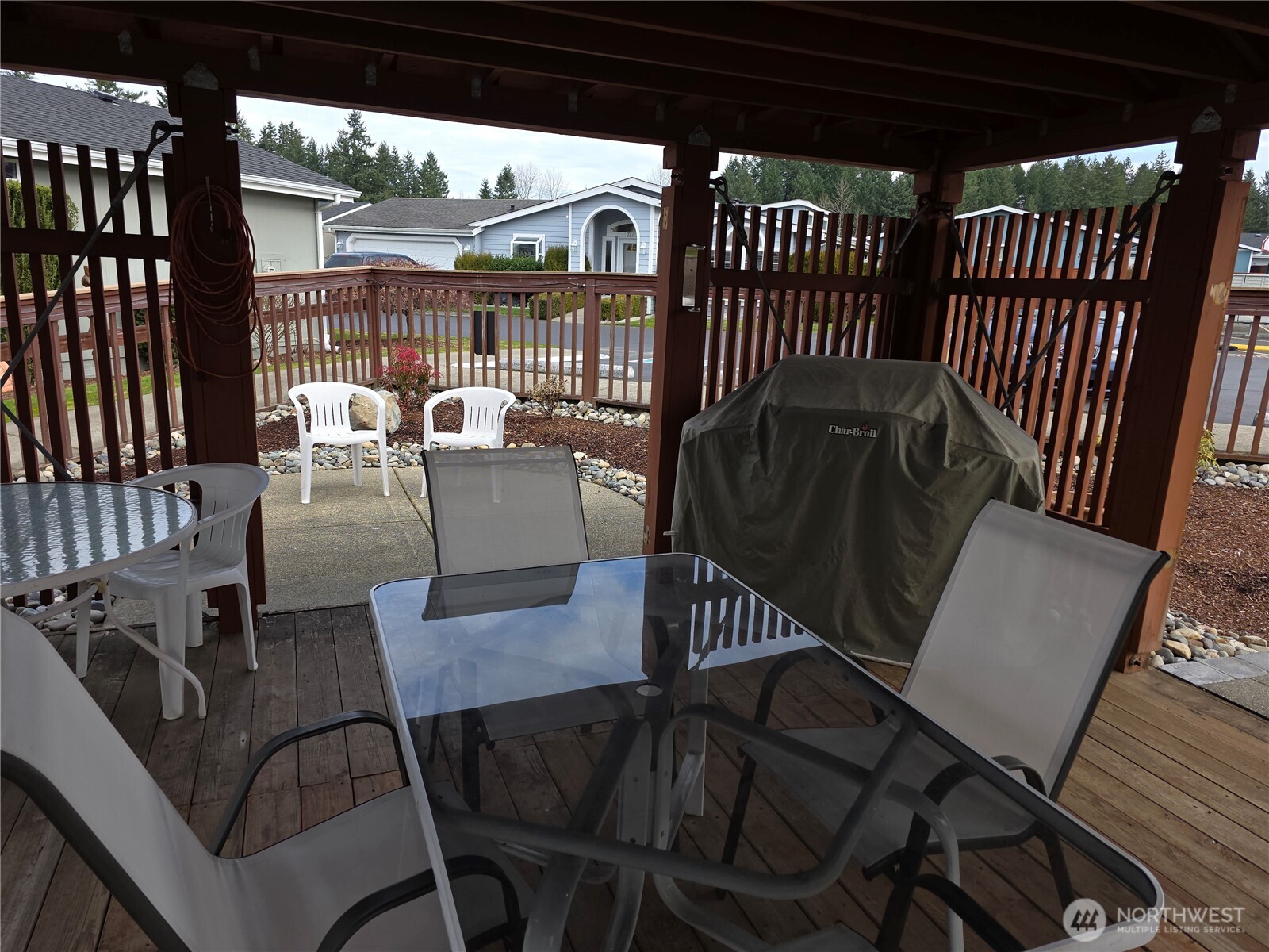 24006 222nd Avenue SE #16, Maple Valley, WA 98038-5880
