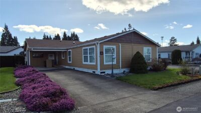 1918 Harrison Avenue #34, Centralia, WA 98531 - Photo 2