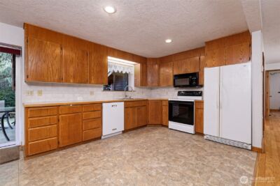 6041 E Agate Road , Shelton, WA 98584 - Photo 11