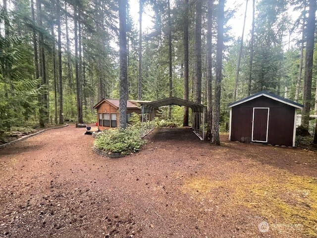 81 N Quinault Place , Hoodsport, WA 98548