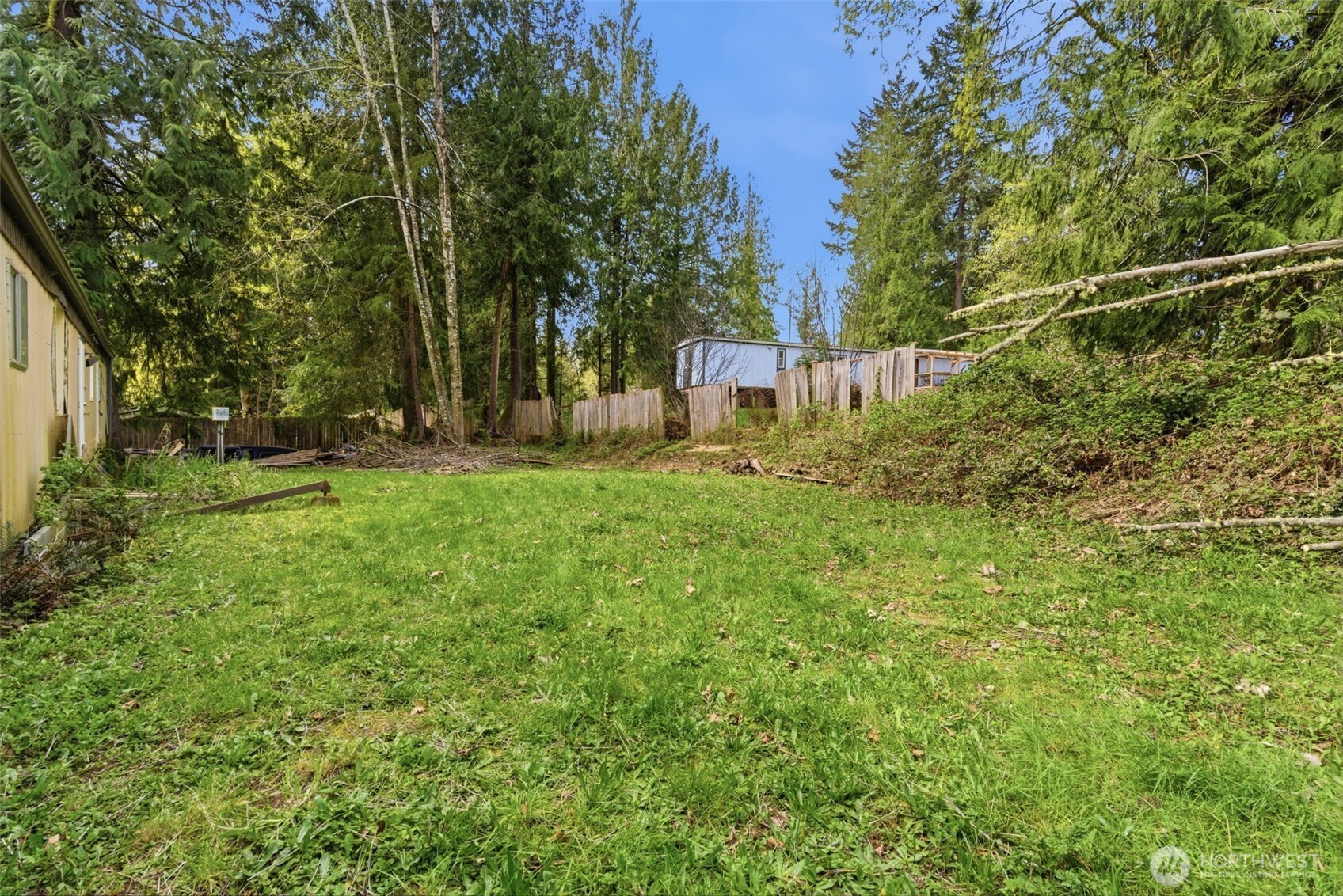 180 E Hillcrest Drive , Shelton, WA 98584