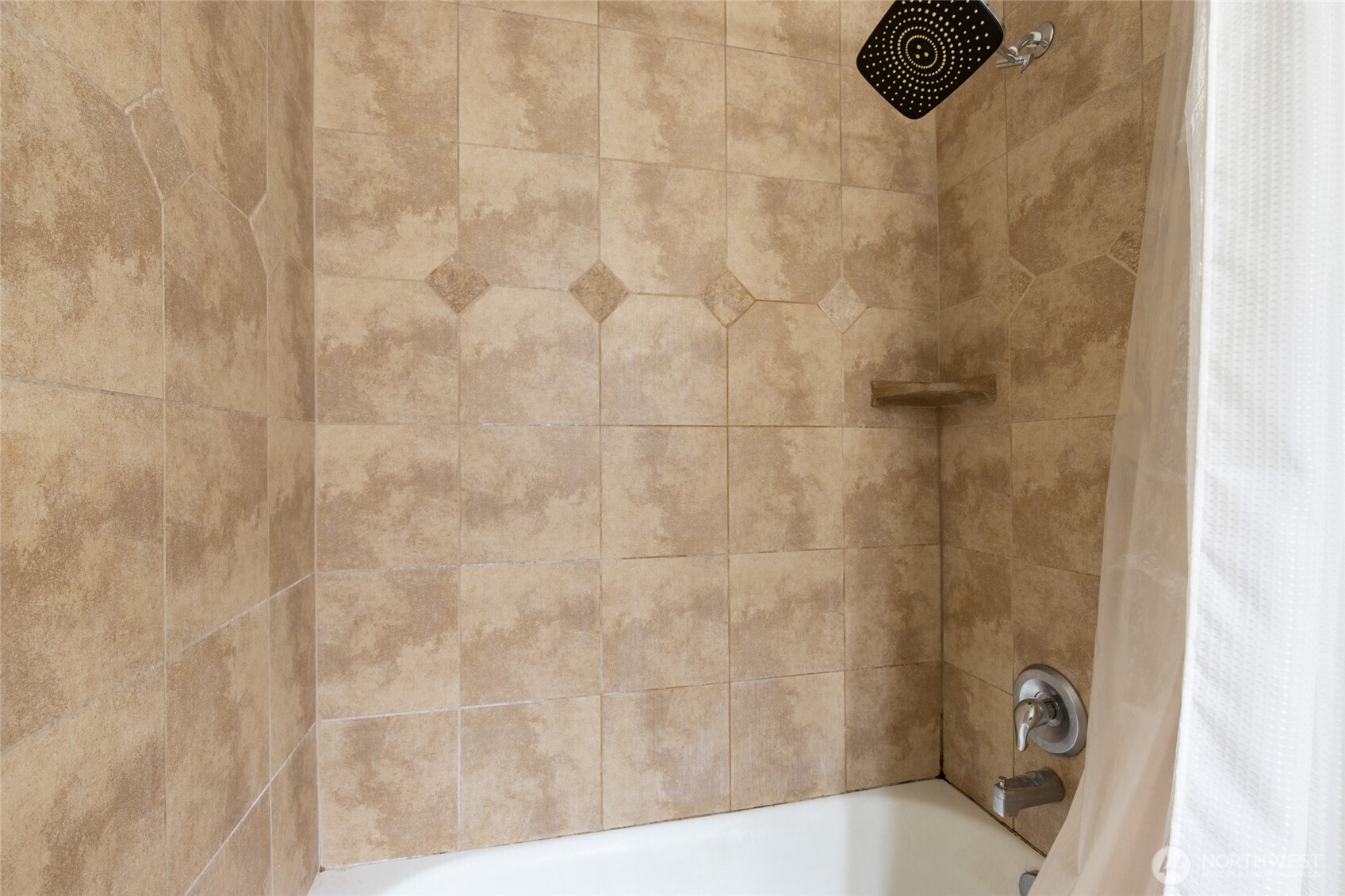 11121 7th Place W #D, Everett, WA 98204