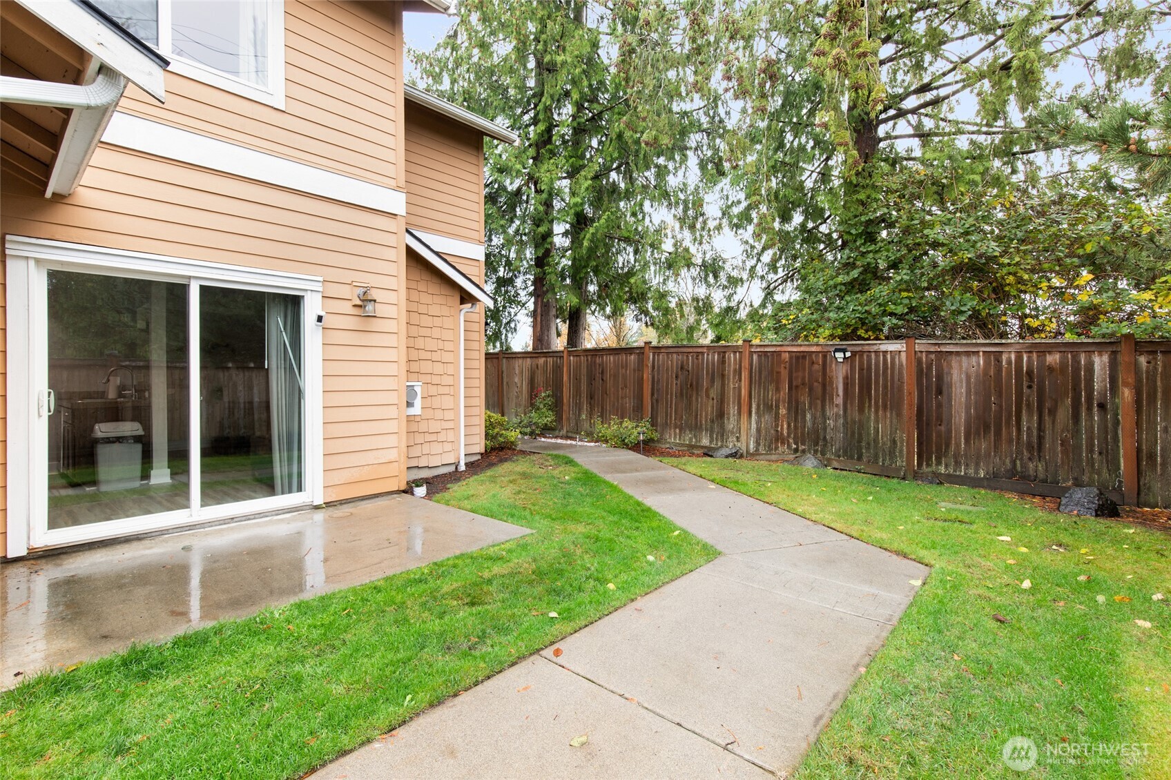 11121 7th Place W #D, Everett, WA 98204