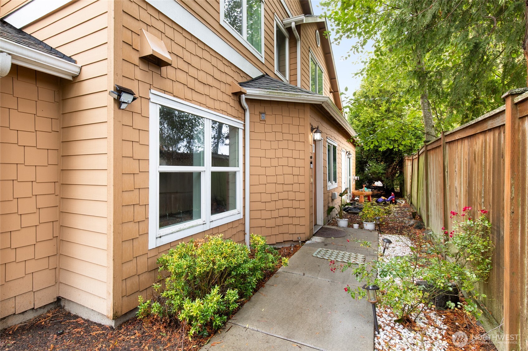 11121 7th Place W #D, Everett, WA 98204