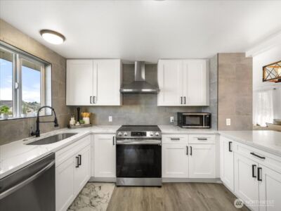 509 S 54th Street , Tacoma, WA 98408 - Photo 17