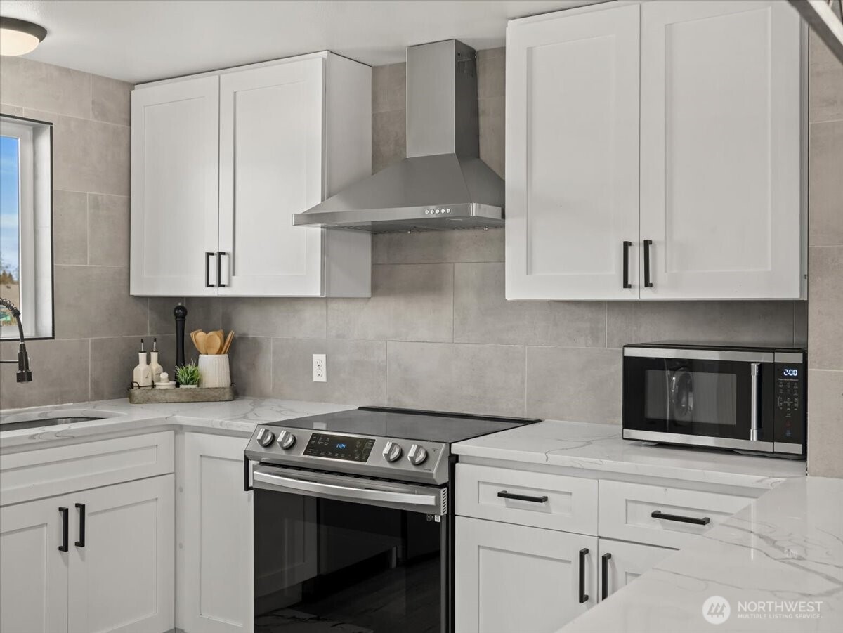 509 S 54th Street , Tacoma, WA 98408