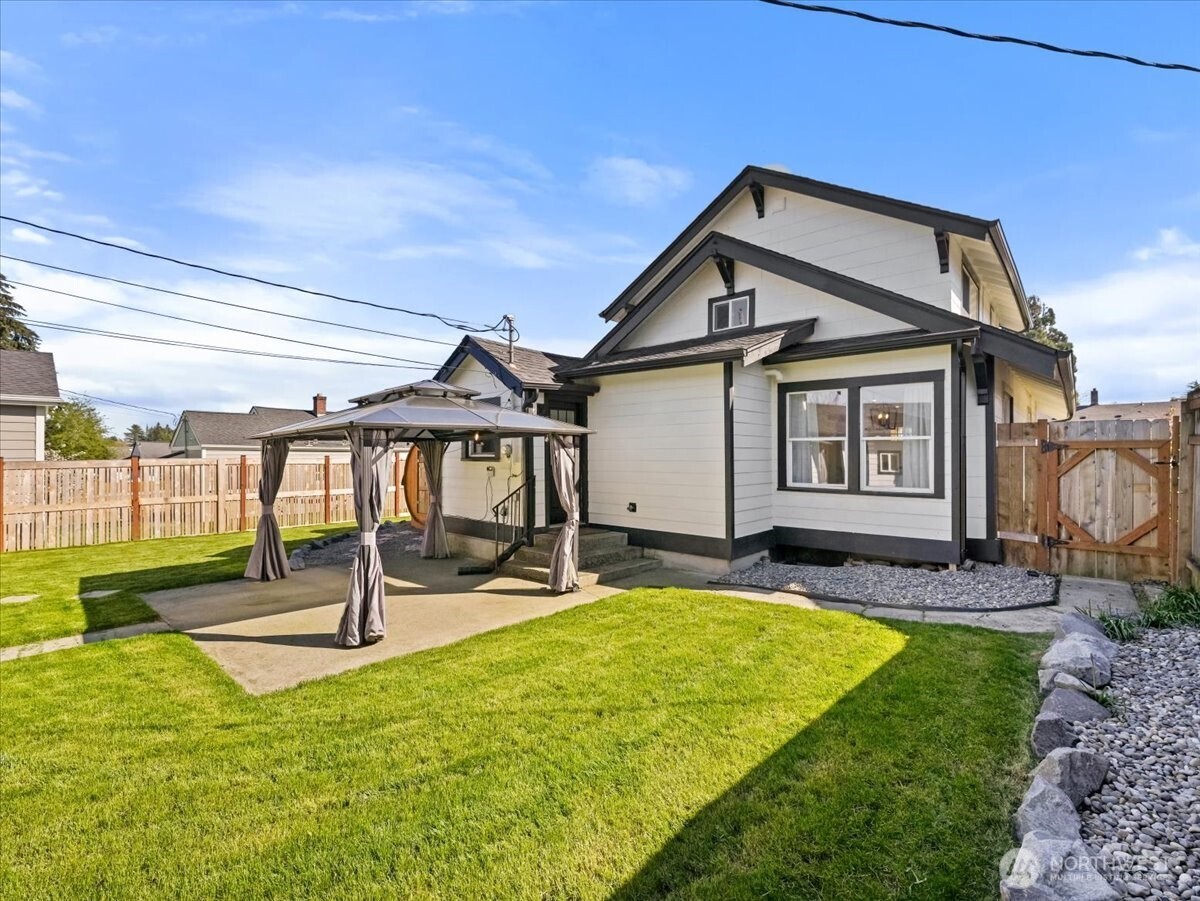 509 S 54th Street , Tacoma, WA 98408