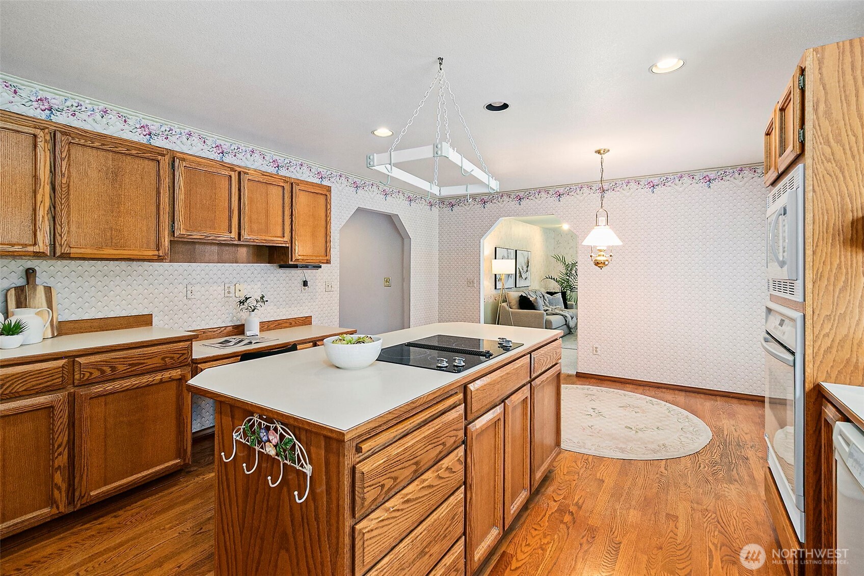 32427 11th Avenue SW, Federal Way, WA 98023-4909