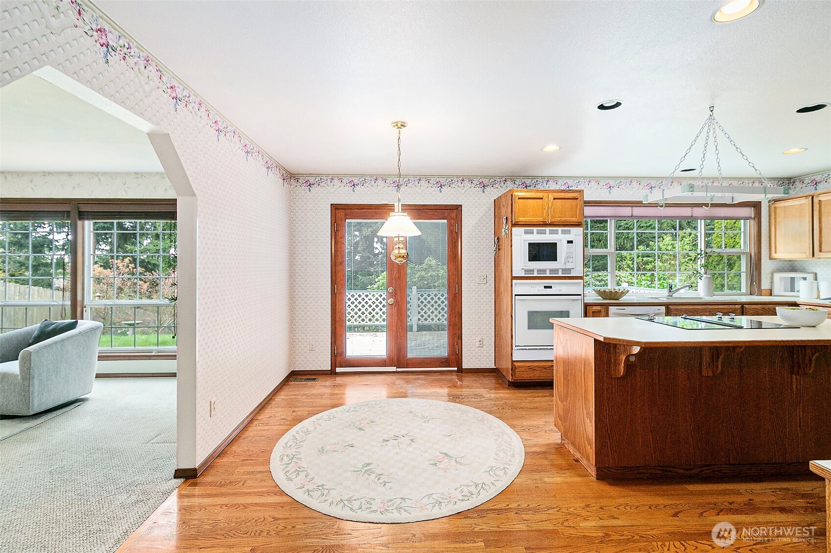 32427 11th Avenue SW, Federal Way, WA 98023-4909