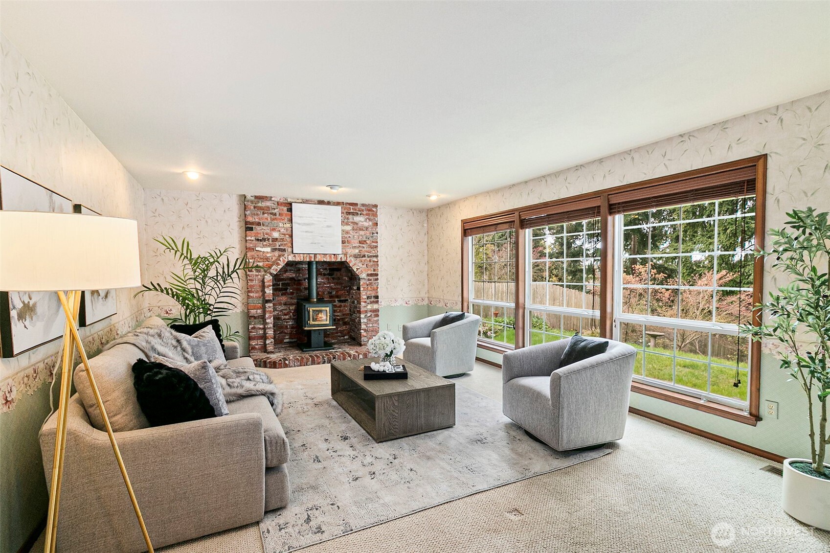 32427 11th Avenue SW, Federal Way, WA 98023-4909