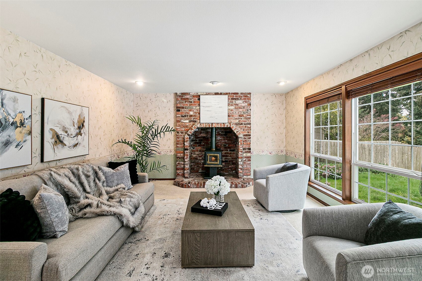 32427 11th Avenue SW, Federal Way, WA 98023-4909