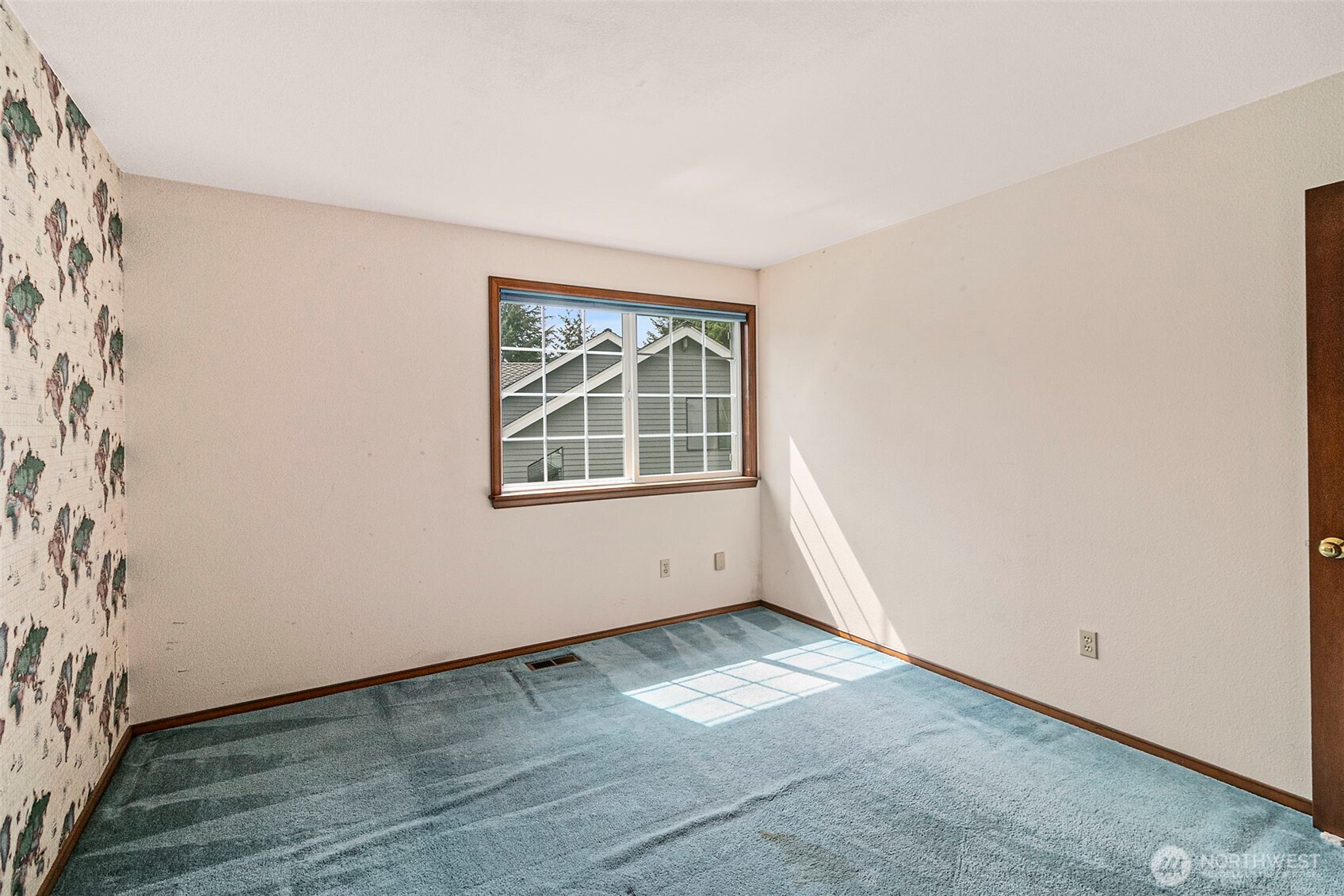 32427 11th Avenue SW, Federal Way, WA 98023-4909