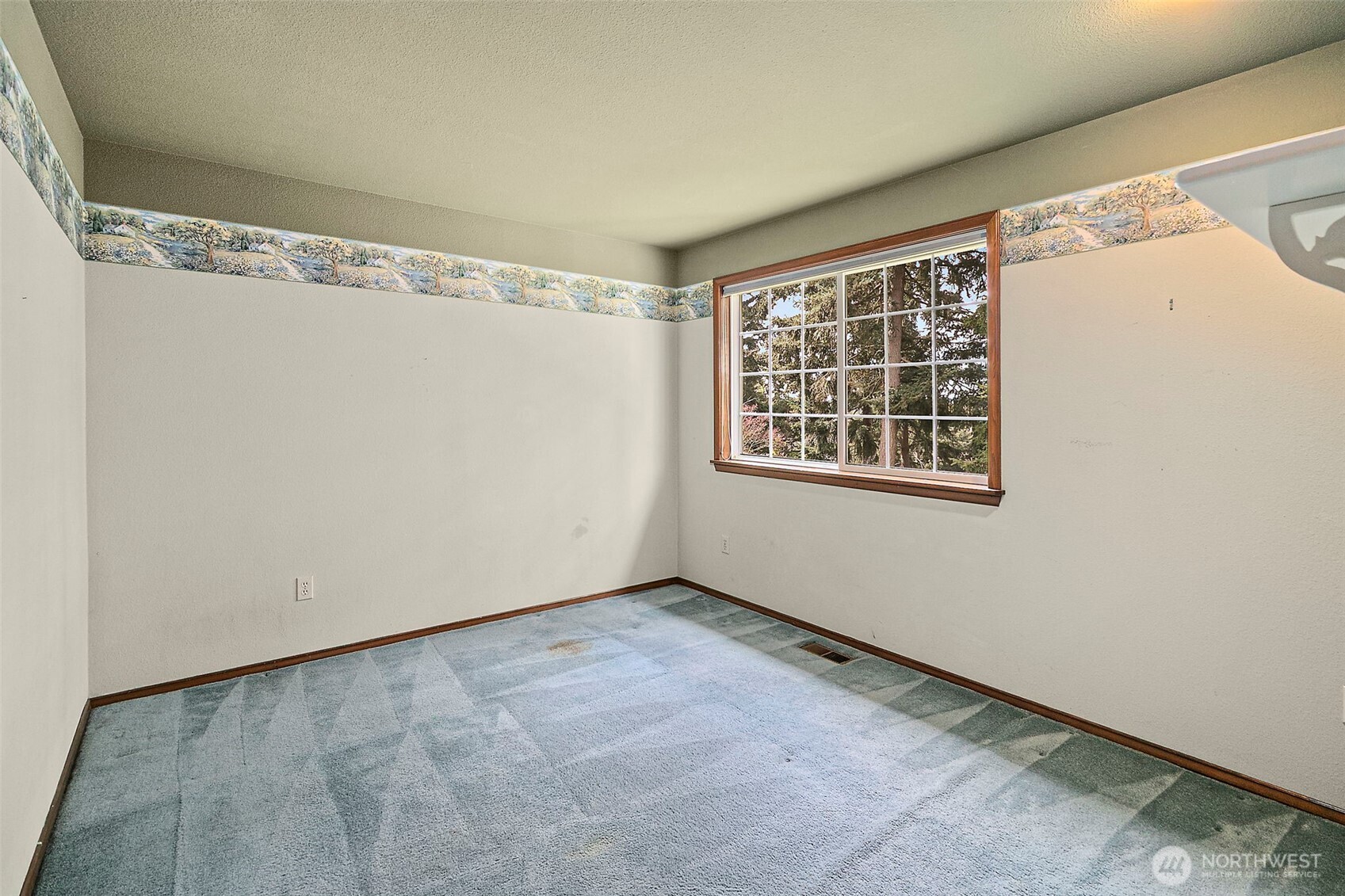 32427 11th Avenue SW, Federal Way, WA 98023-4909