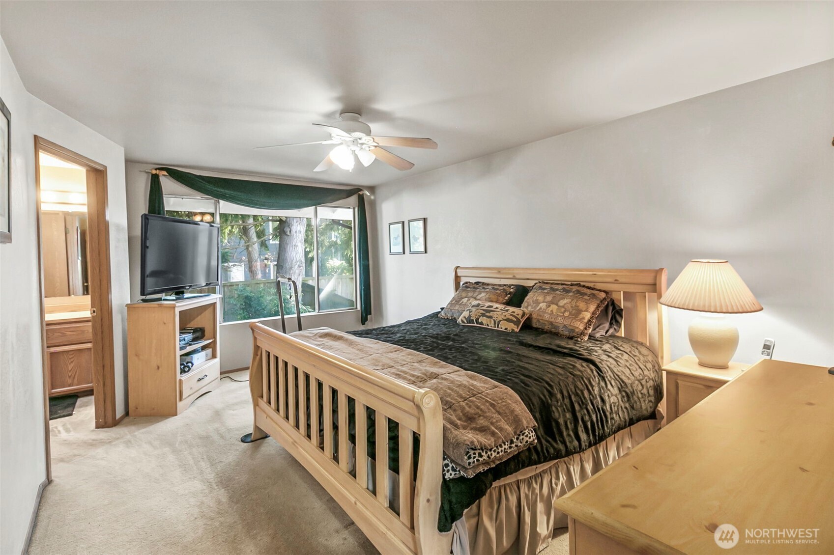 1031 SW 350th Place , Federal Way, WA 98023-8114