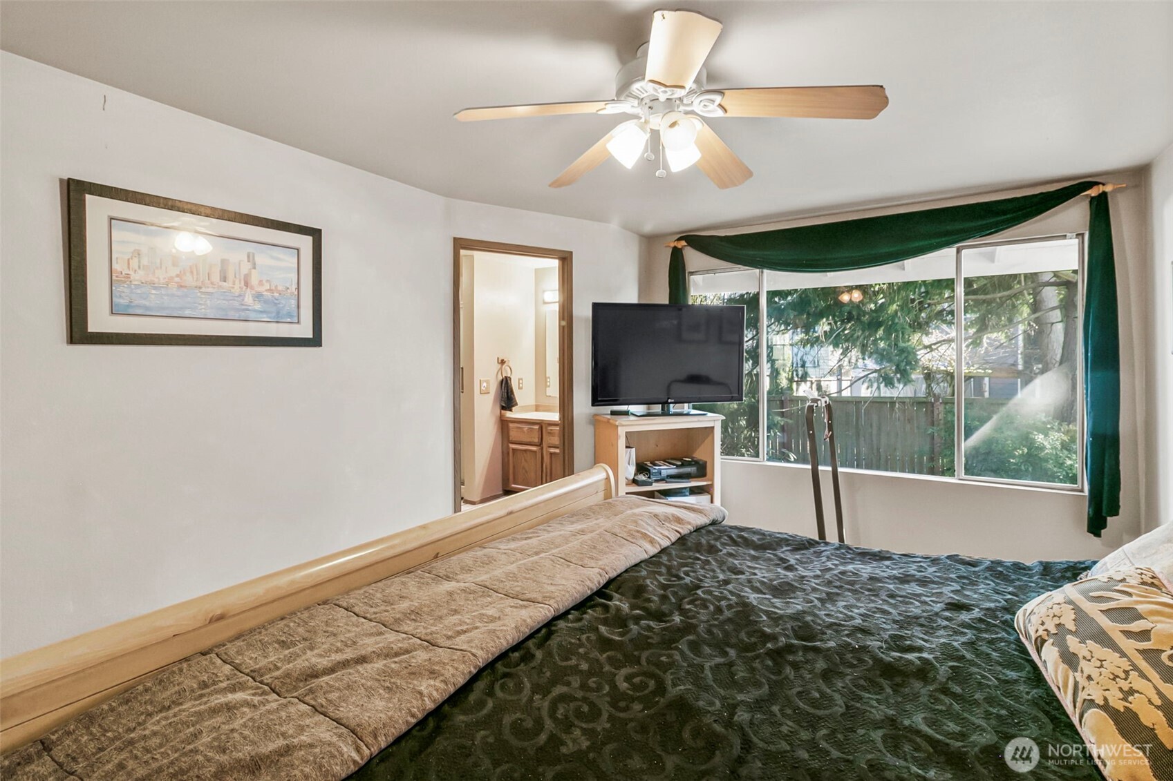 1031 SW 350th Place , Federal Way, WA 98023-8114