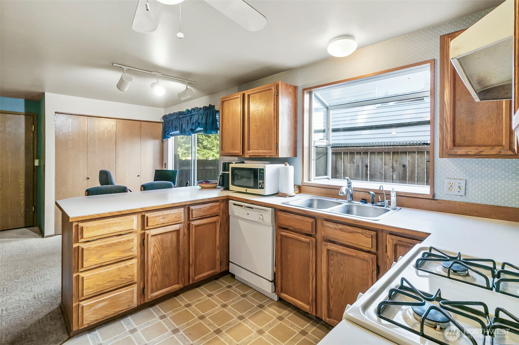1031 SW 350th Place , Federal Way, WA 98023-8114