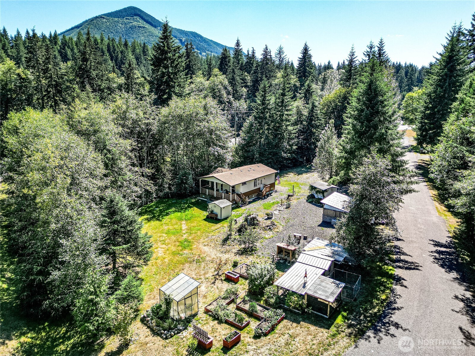 51 Sunflower Road , Beaver, WA 98305