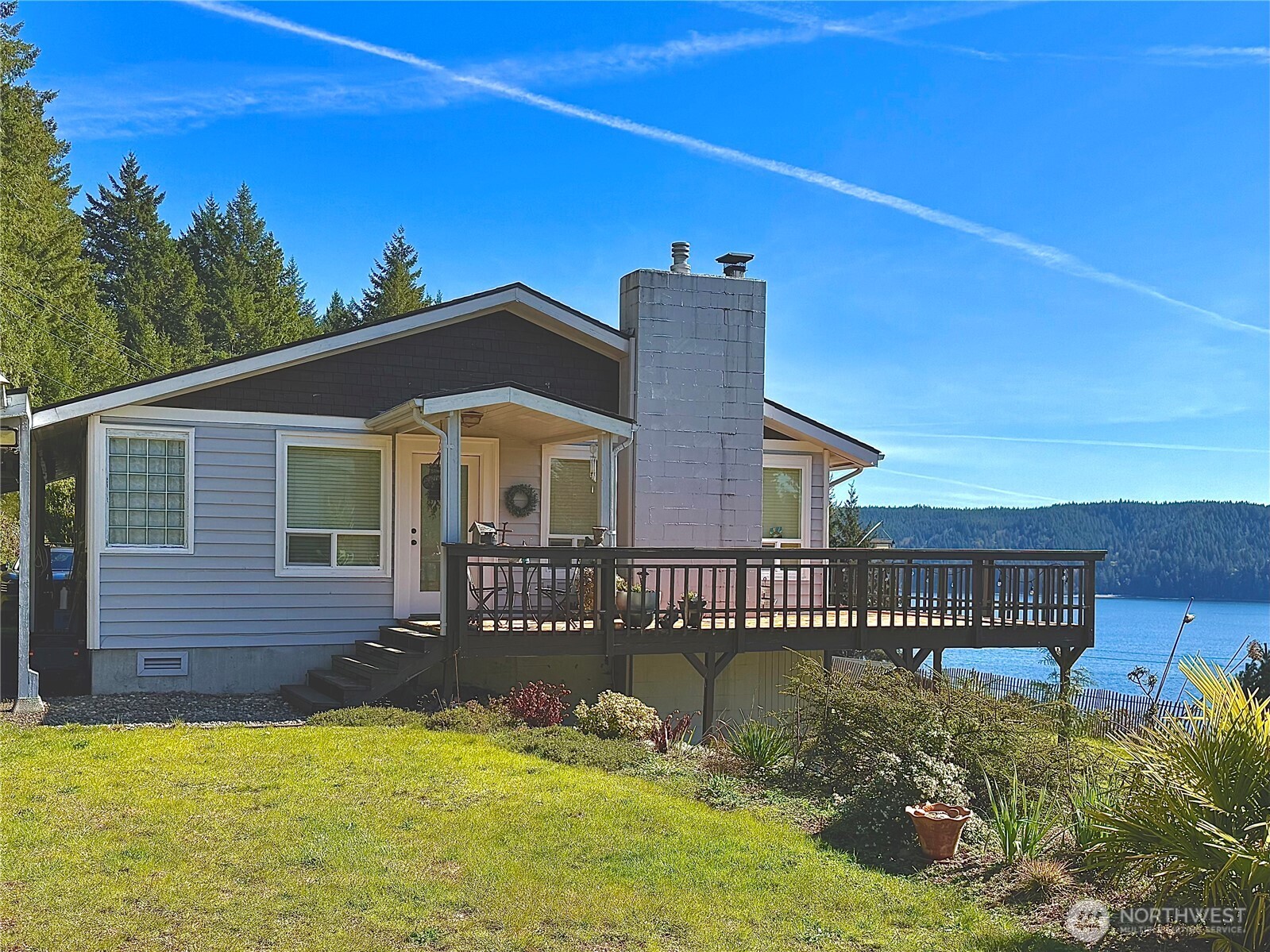 191 N North Hill Road , Hoodsport, WA 98548