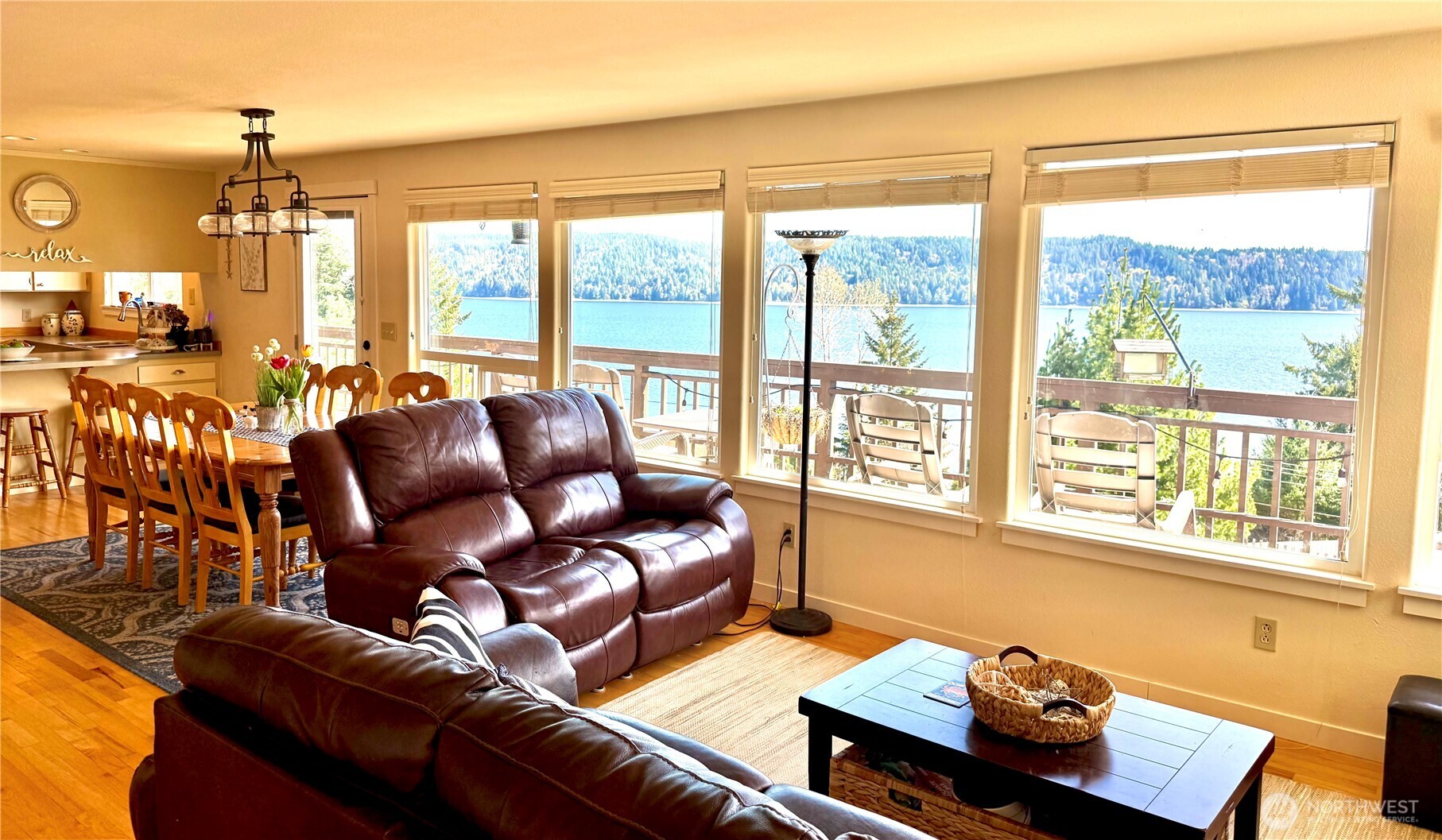 191 N North Hill Road , Hoodsport, WA 98548