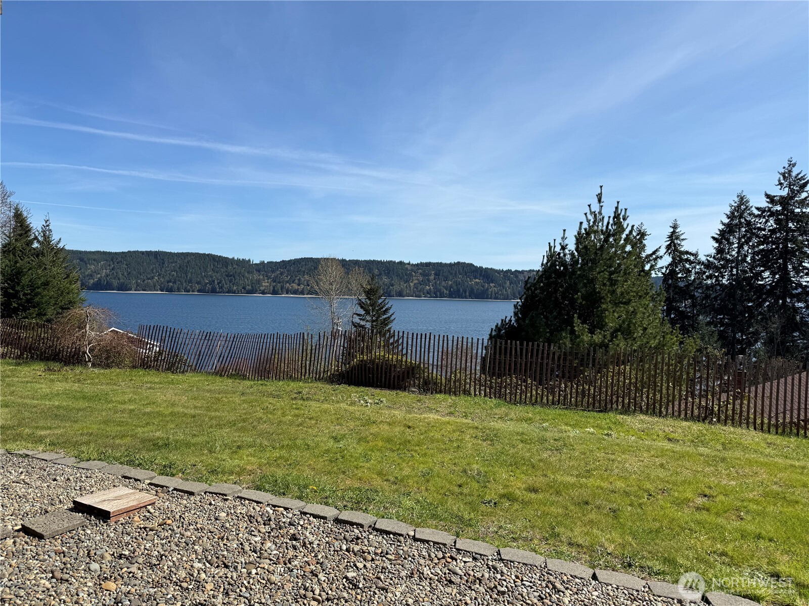 191 N North Hill Road , Hoodsport, WA 98548