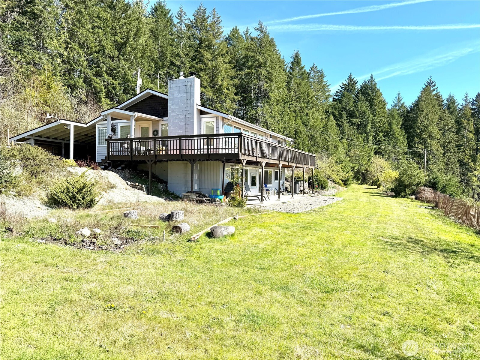 191 N North Hill Road , Hoodsport, WA 98548