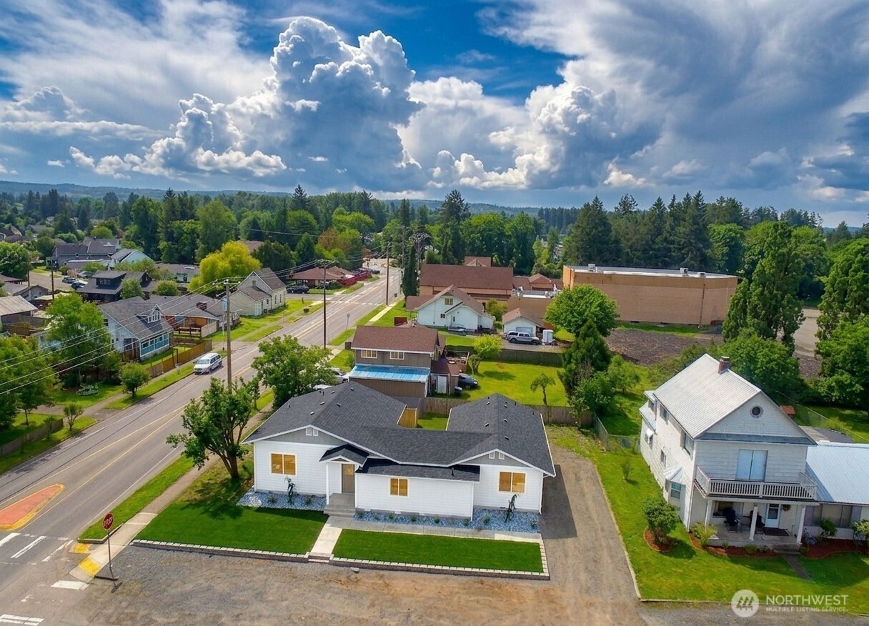 703 M Street , Centralia, WA 98531