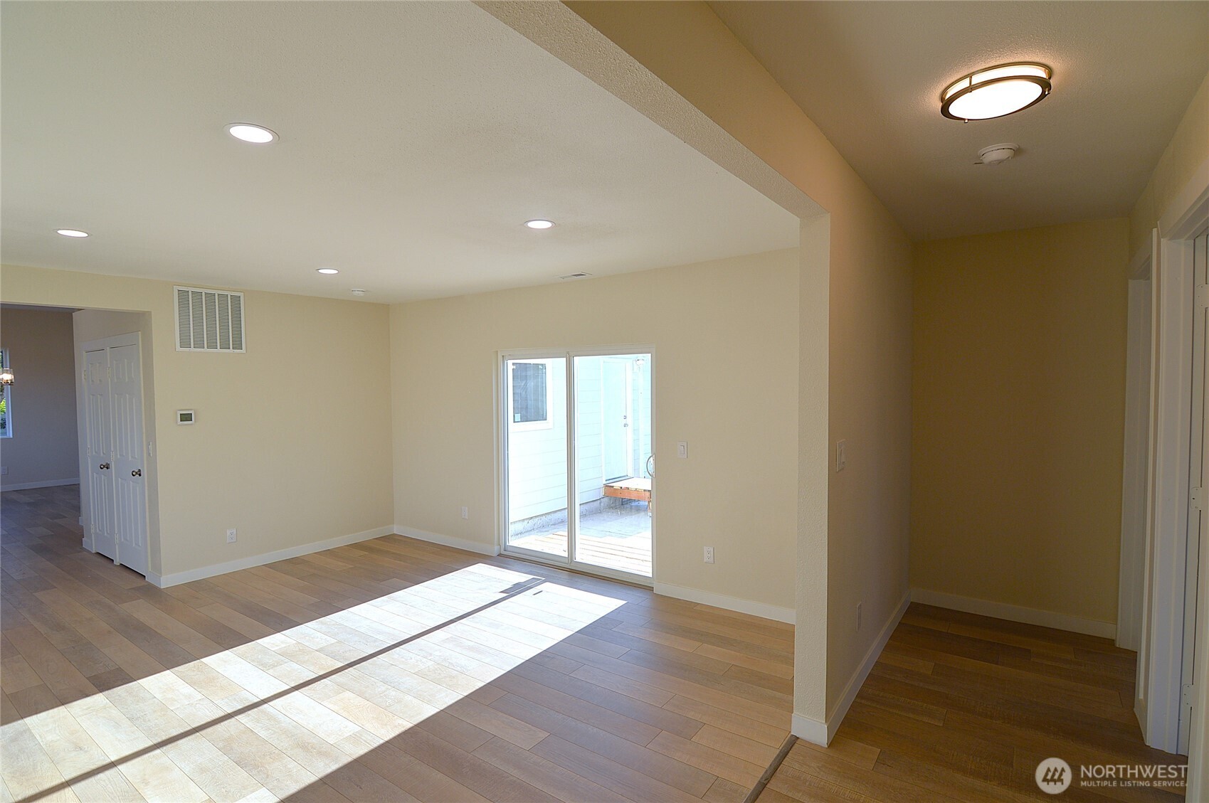 703 M Street , Centralia, WA 98531