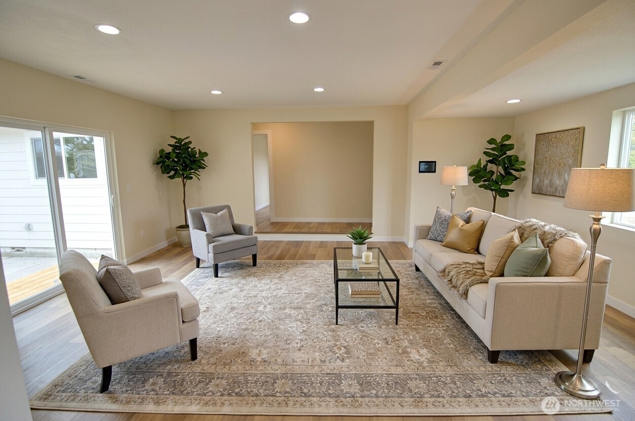 703 M Street , Centralia, WA 98531