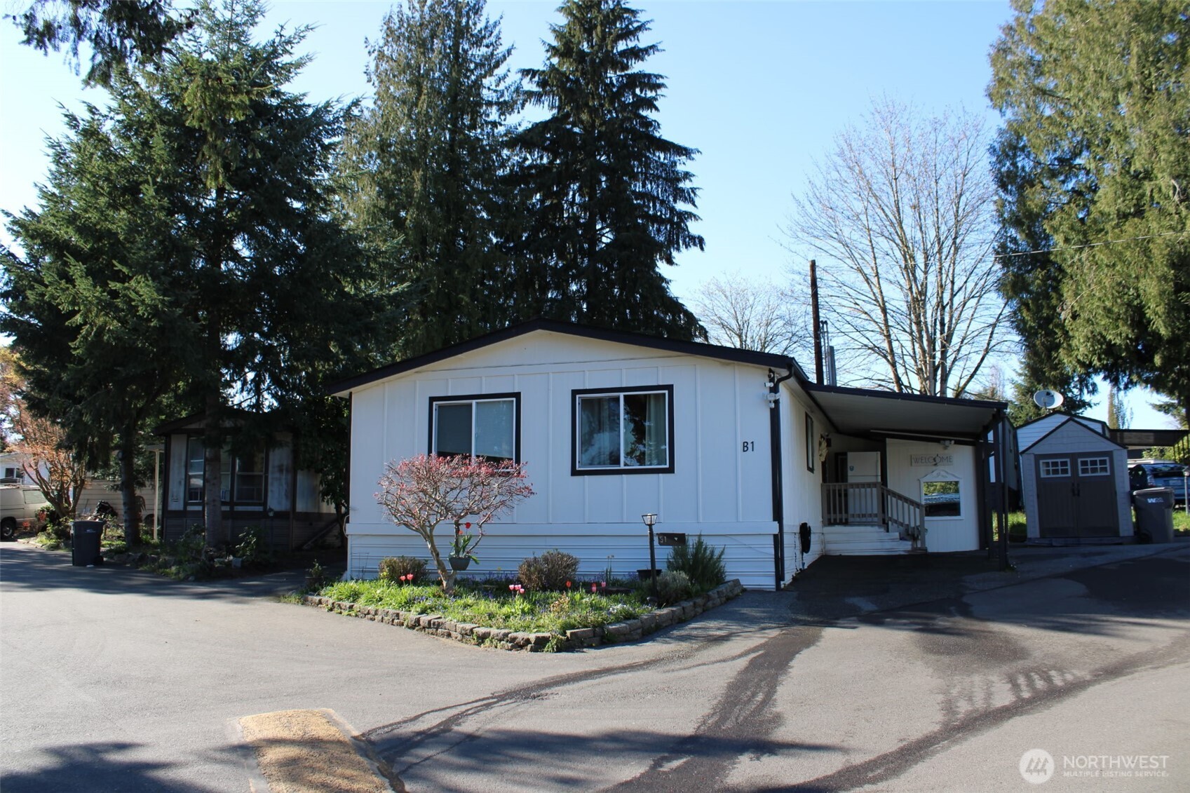 415 Lakeview #B1, Lynnwood, WA 98087