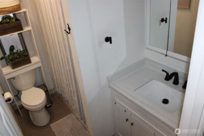 415 Lakeview #B1, Lynnwood, WA 98087 - Photo 22