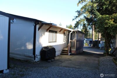 415 Lakeview #B1, Lynnwood, WA 98087 - Photo 27
