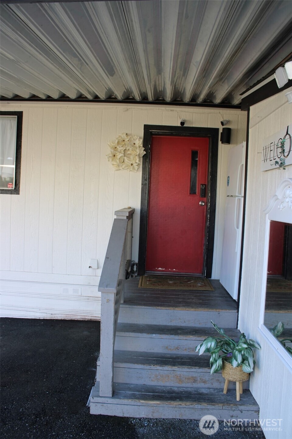 415 Lakeview #B1, Lynnwood, WA 98087