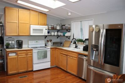 415 Lakeview #B1, Lynnwood, WA 98087 - Photo 8