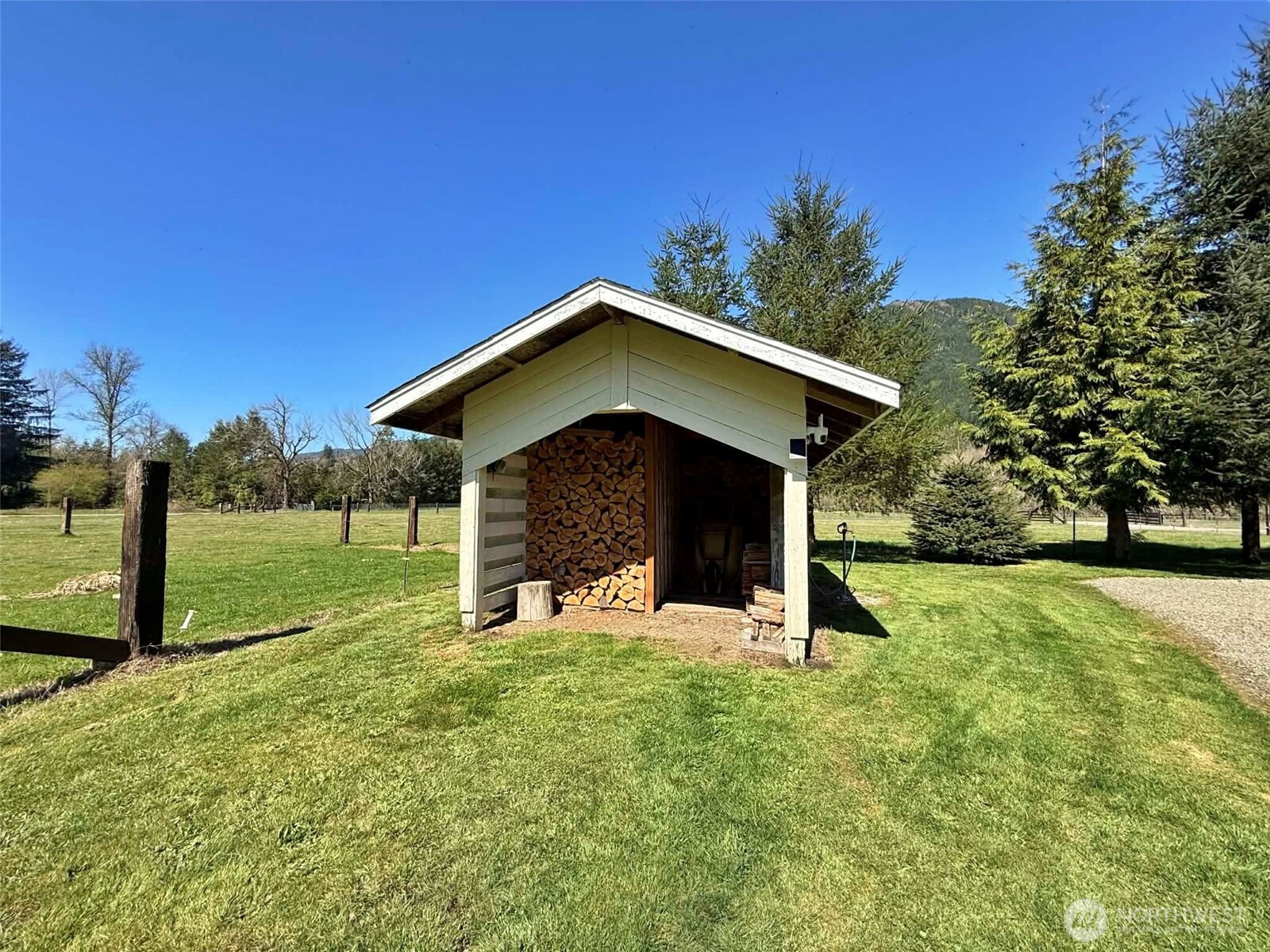 240 Dodge , Morton, WA 98356