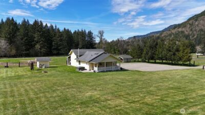 240 Dodge , Morton, WA 98356 - Photo 4