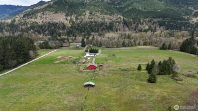 240 Dodge , Morton, WA 98356 - Photo 8