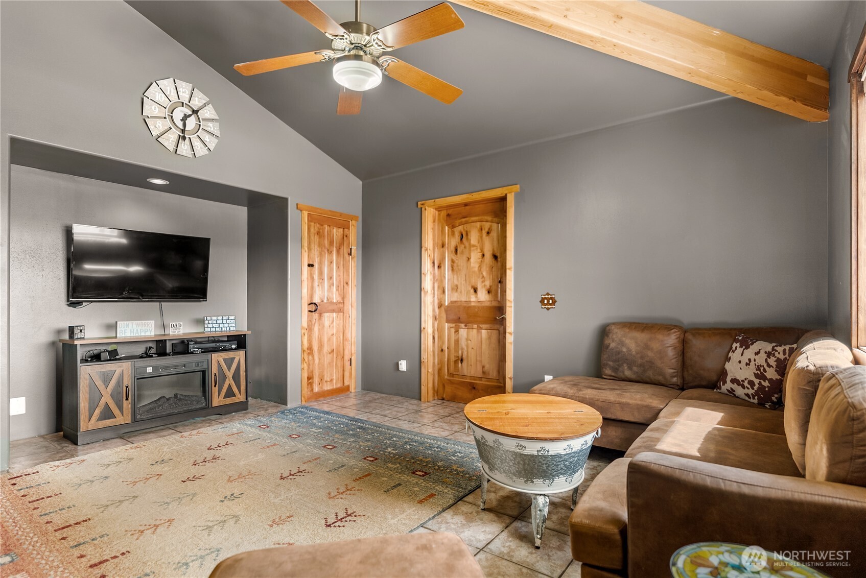 30 Tamarack Trail , Oroville, WA 98844