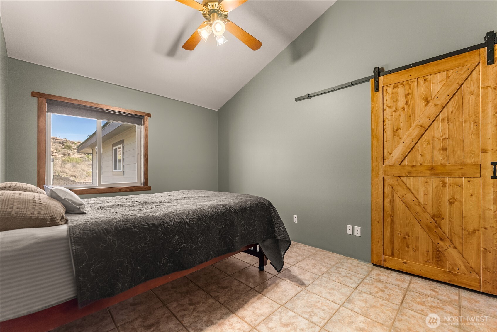 30 Tamarack Trail , Oroville, WA 98844