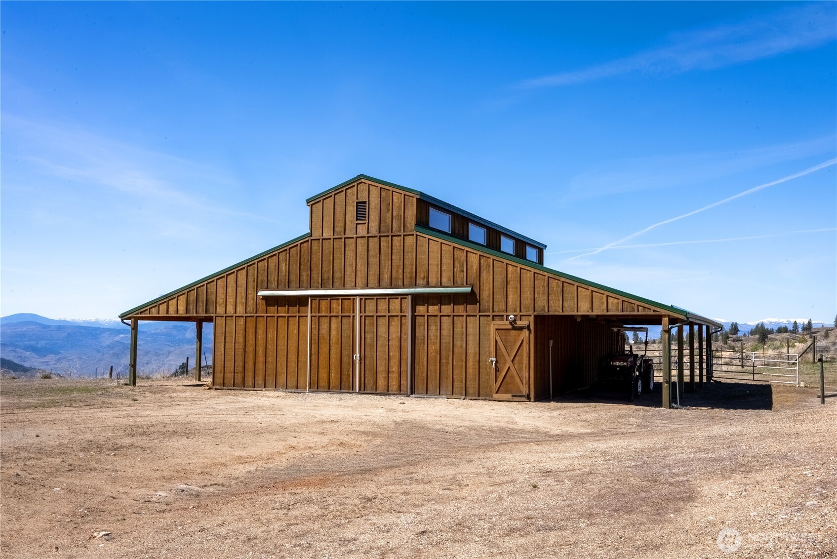 30 Tamarack Trail , Oroville, WA 98844