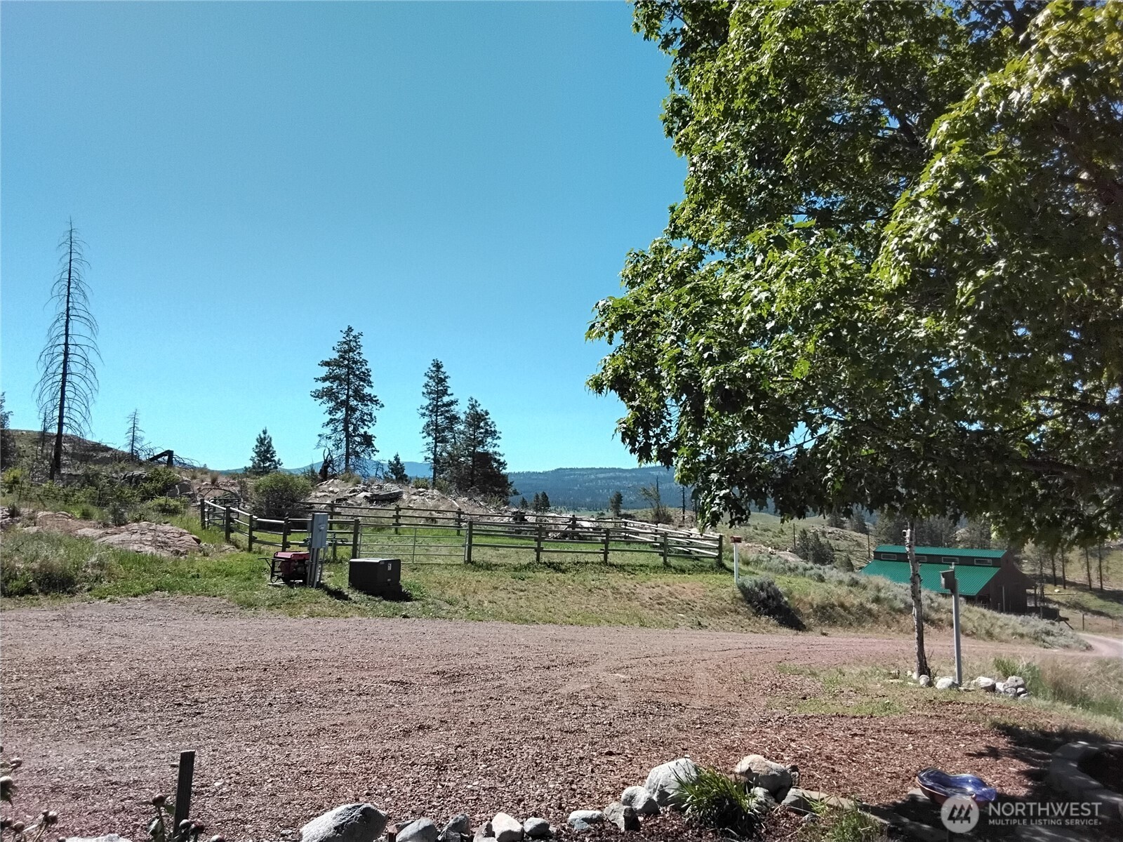 30 Tamarack Trail , Oroville, WA 98844