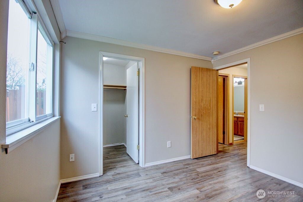 2416 N 25th Place , Mount Vernon, WA 98273